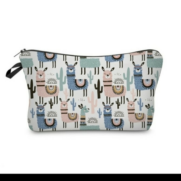 Handbags - 🦙 Cactus Llama Bag